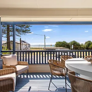 Bilinga Beachfront House Holiday home Gold Coast